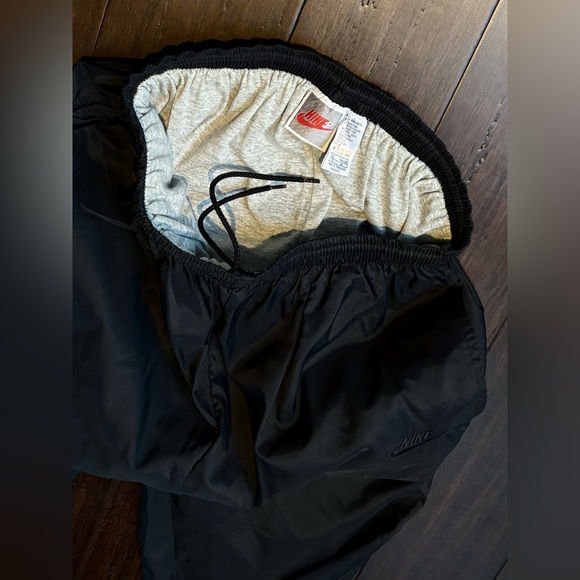 Nike Men’s Sweatpants Lined Joggers Medium - Picture 3 of 7